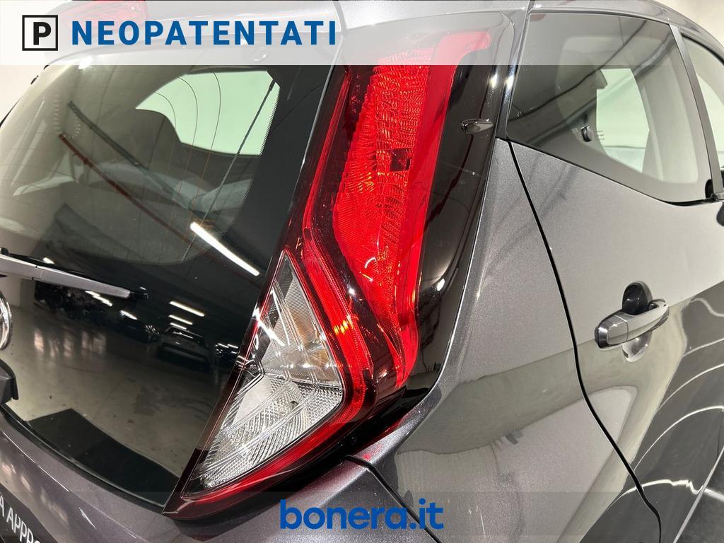 Toyota Aygo 5 Porte 1.0 VVT-i x-fun