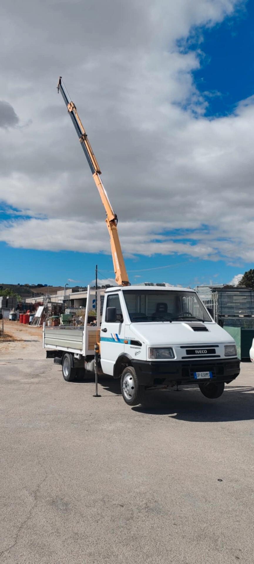 Iveco Daily 35.12 2.8 TDI Classic Gru 35q