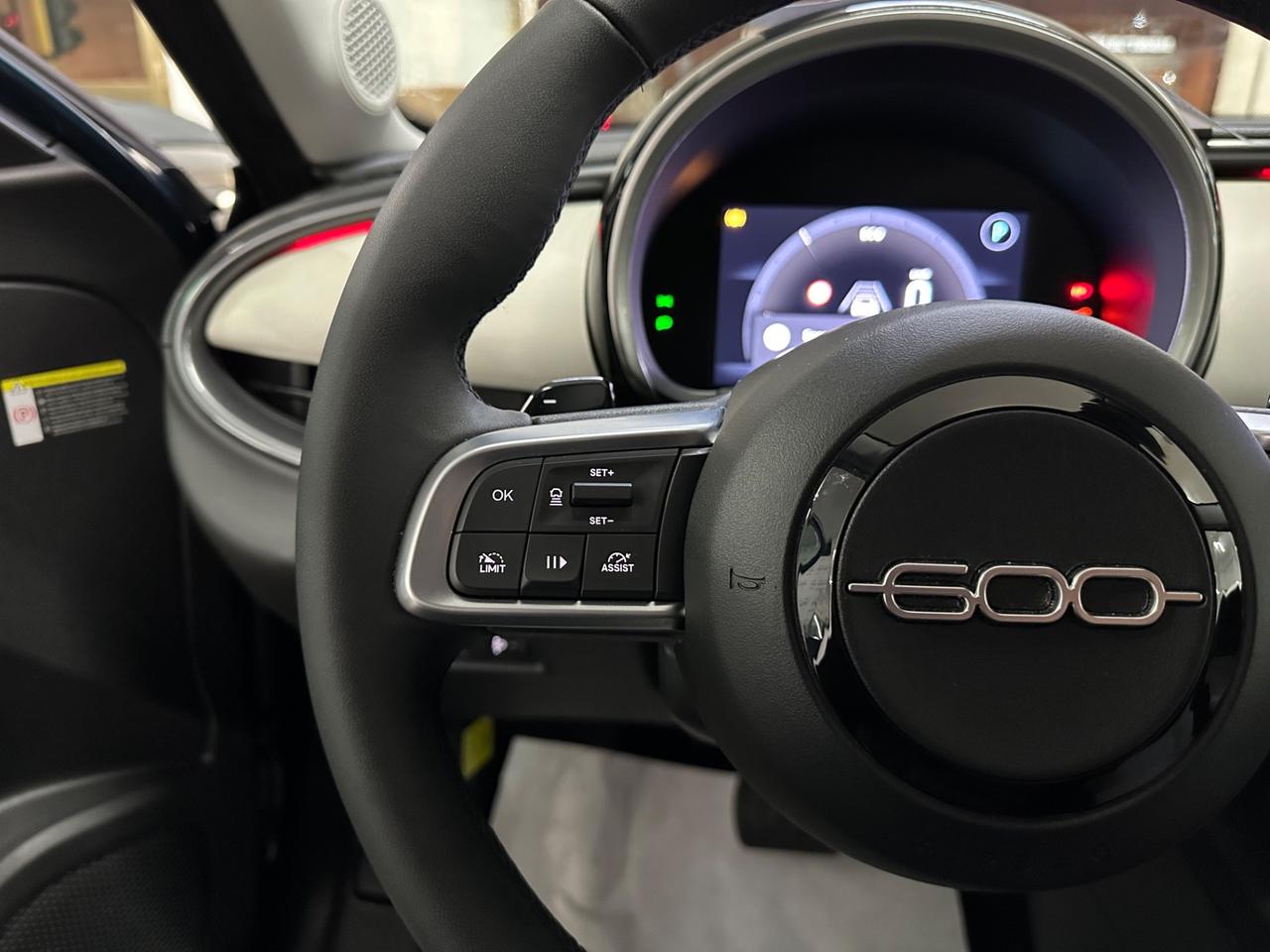 Fiat 600 Hybrid 100 CV DCT MHEV La Prima