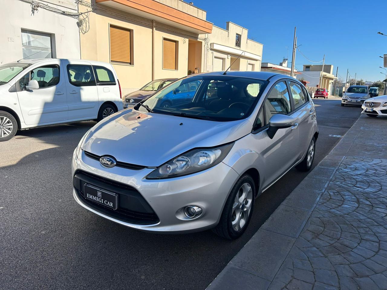 Ford Fiesta 1.4 TDCi 70CV 5p TITANIUM-2011