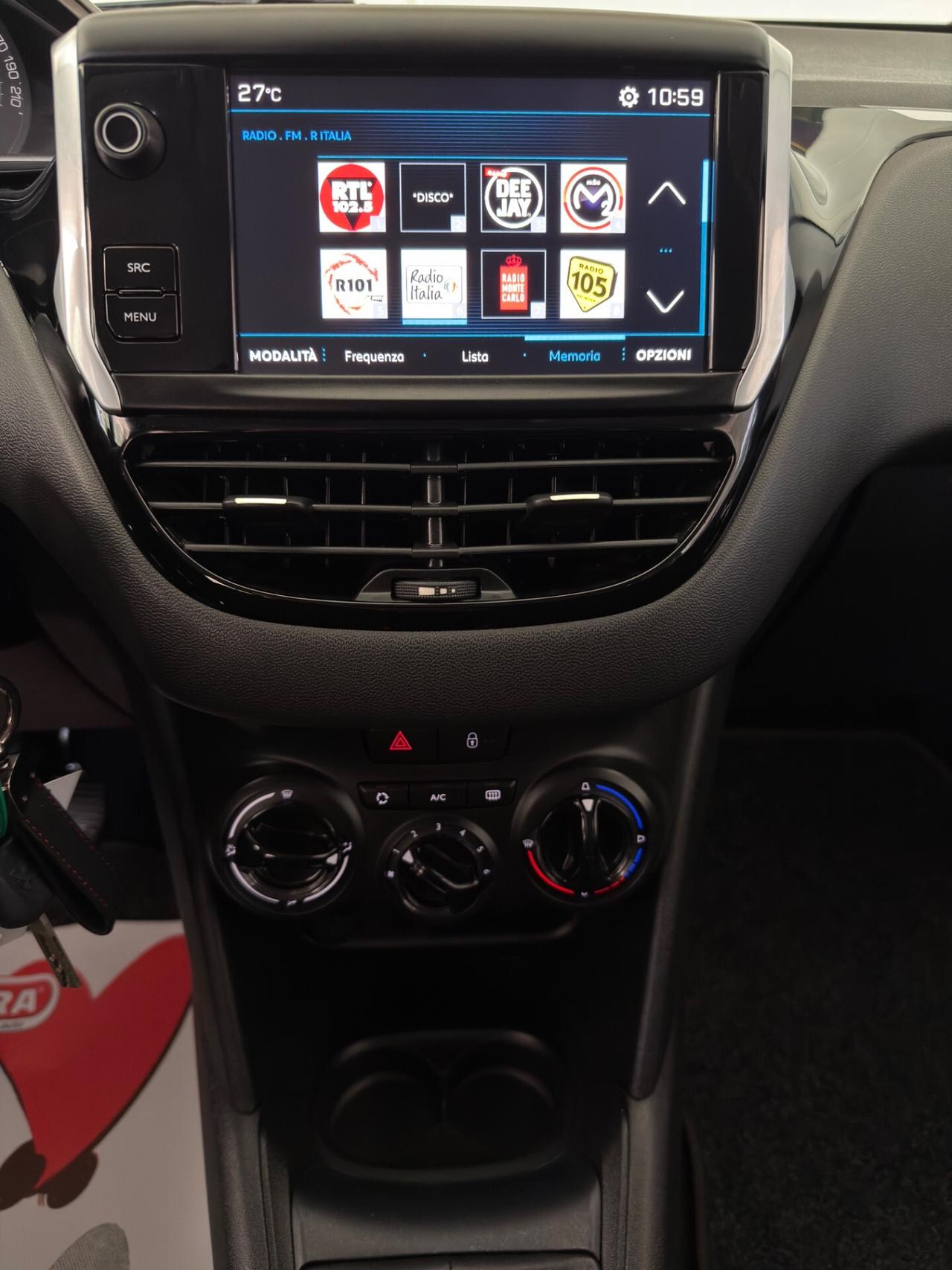 Peugeot 208 PureTech 82 5 porte Allure