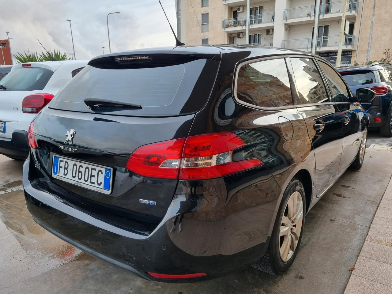 Peugeot 308 BlueHDi 120 S&S SW Active