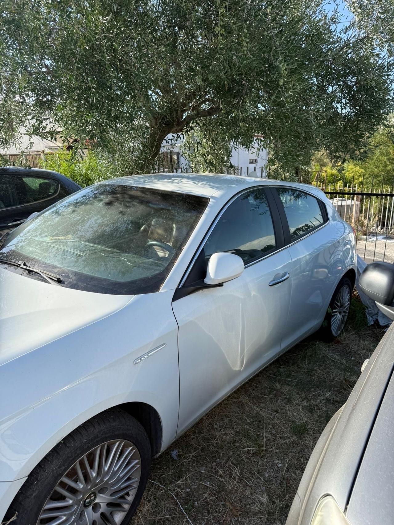 Alfa Romeo Giulietta CINGHIA DISTRIBUZIONE ROTTA