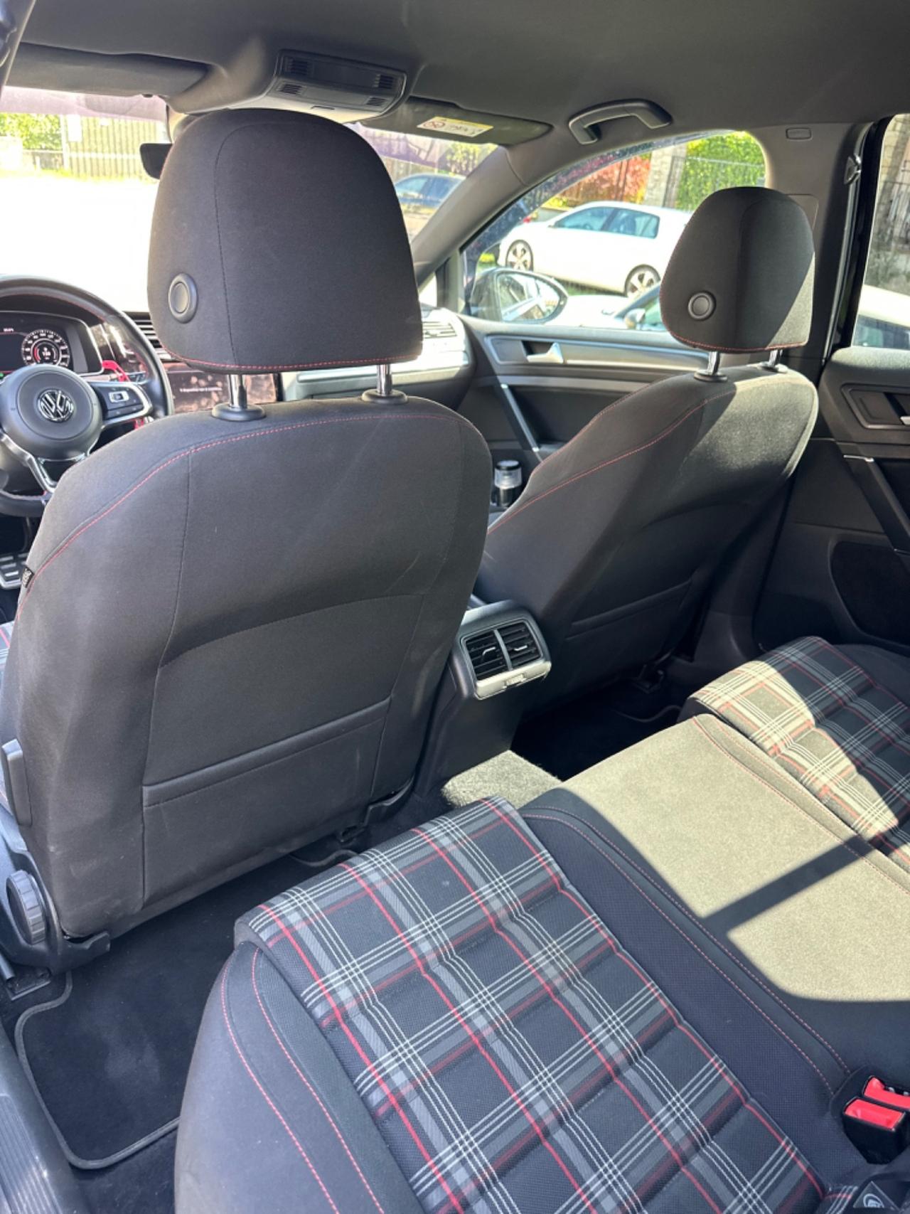 Volkswagen GOLF GTI PERFORMANCE 2.0 245 CV TSI 5P