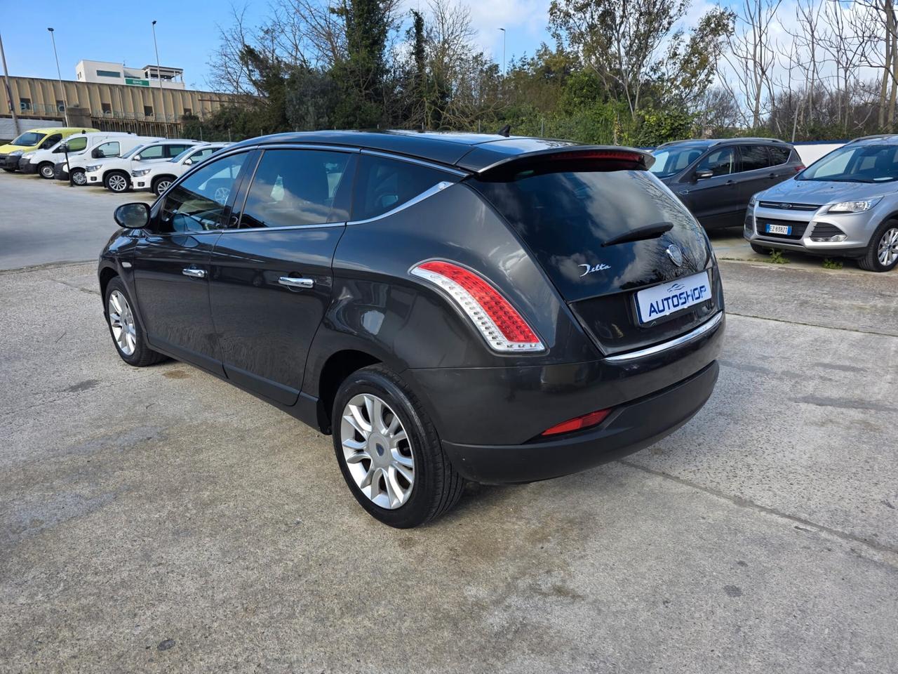 Lancia Delta 1.6 MJT DPF Oro