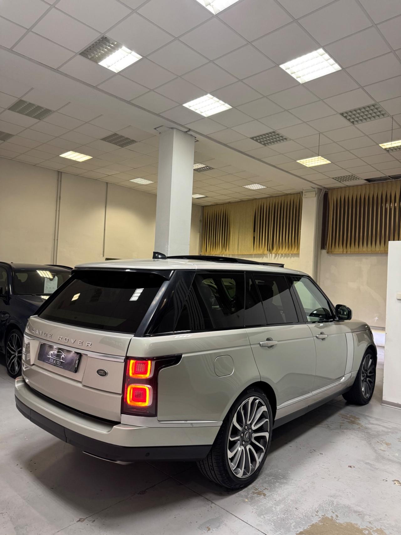 Land Rover Range 4.4 SDV8 Autobiography