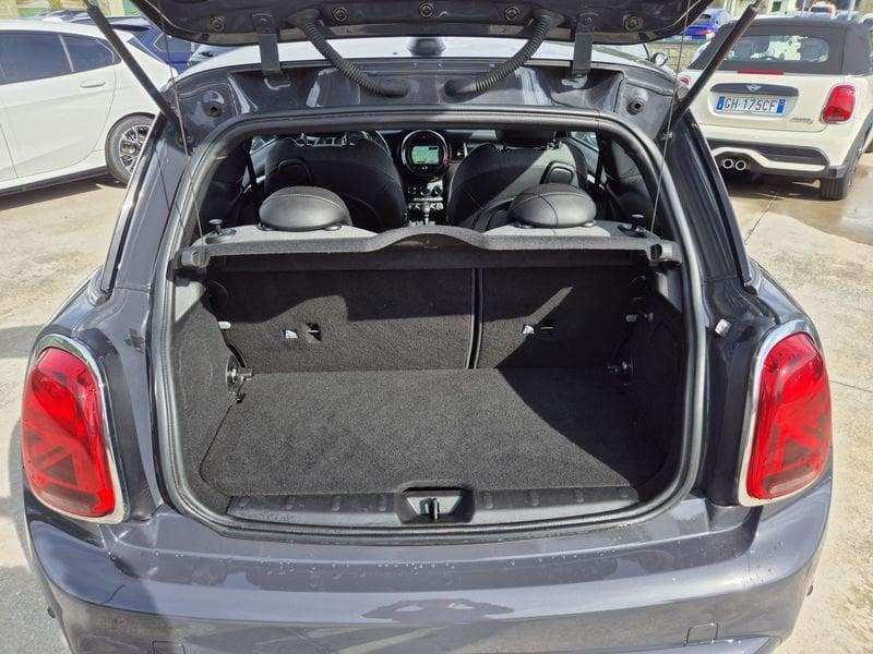 MINI Mini 5 porte Mini 2.0 Cooper SD Business XL 3p auto