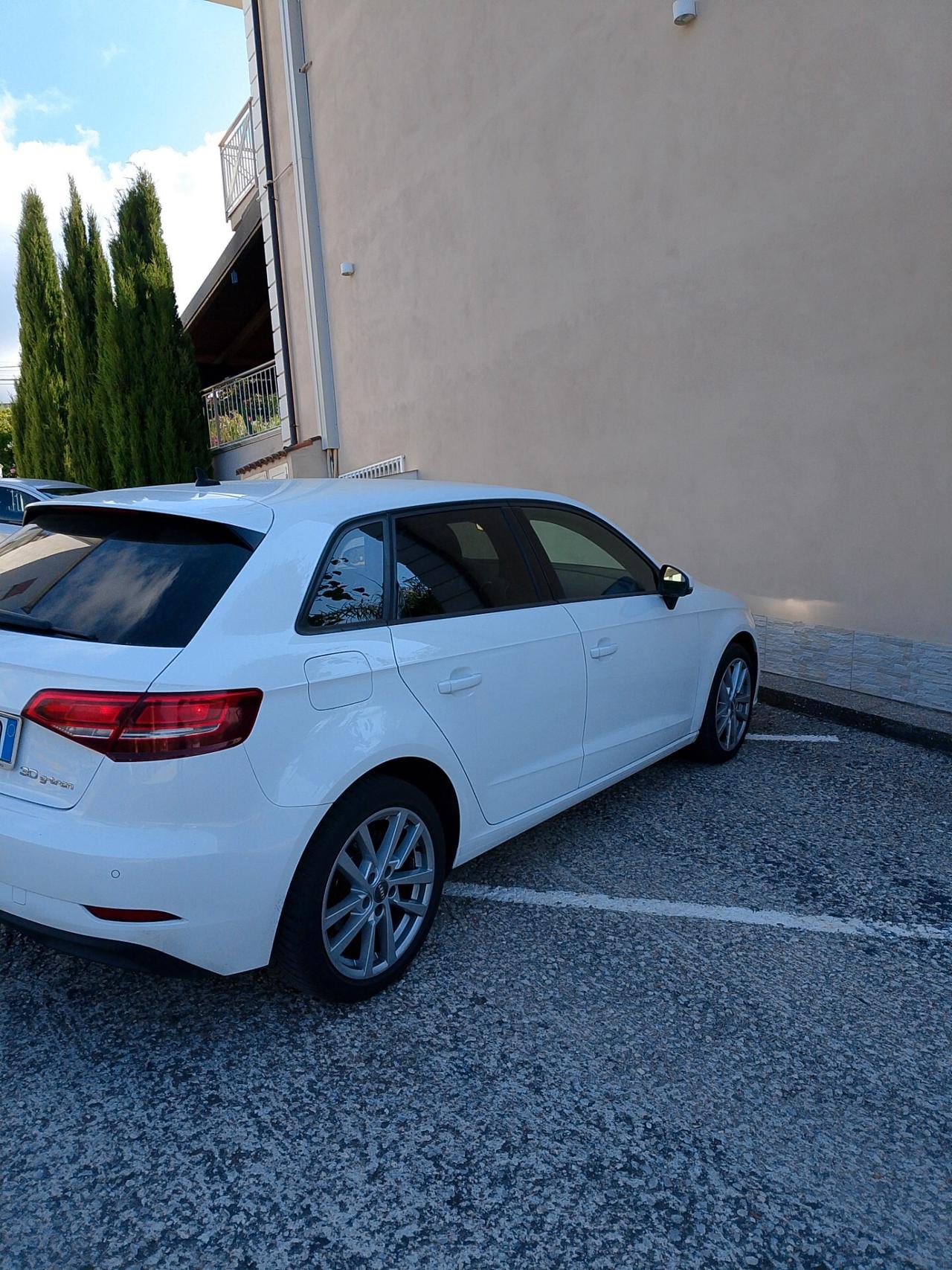 Audi A3 SPB 30 g-tron S tronic Sport