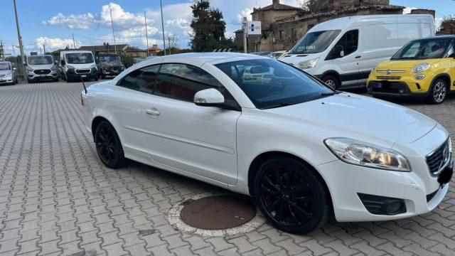 VOLVO C70 D3 Momentum ** SOLO 132.000 KM **