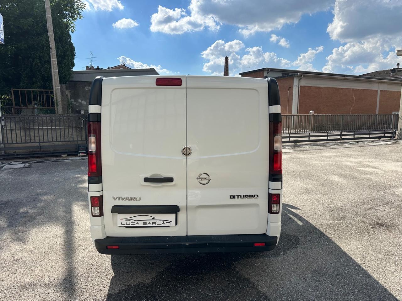 Opel Vivaro 1.6 CDTi Combi 6 posti Autocarro