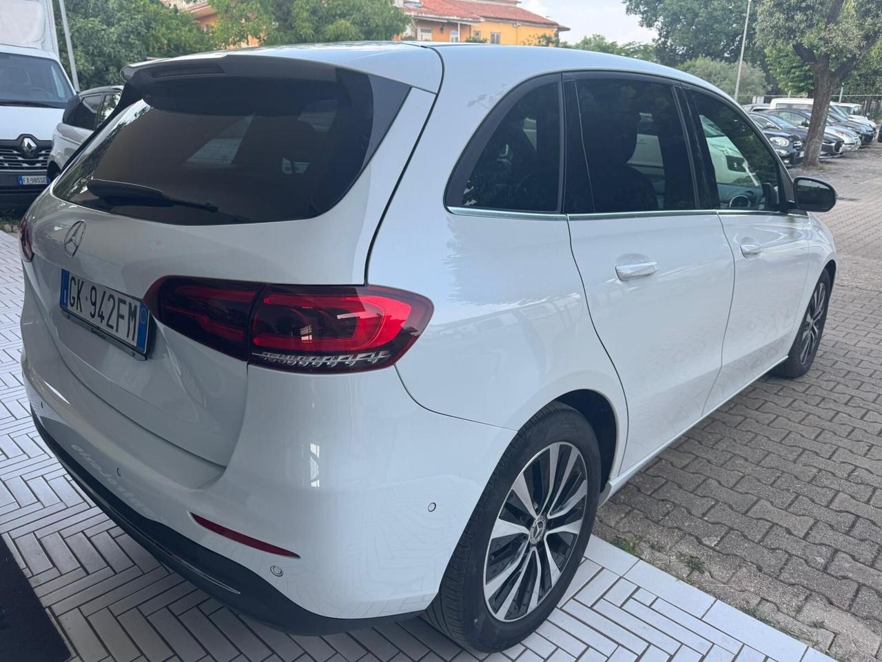 Mercedes-benz B 180 B 180 d Automatic Business Extra