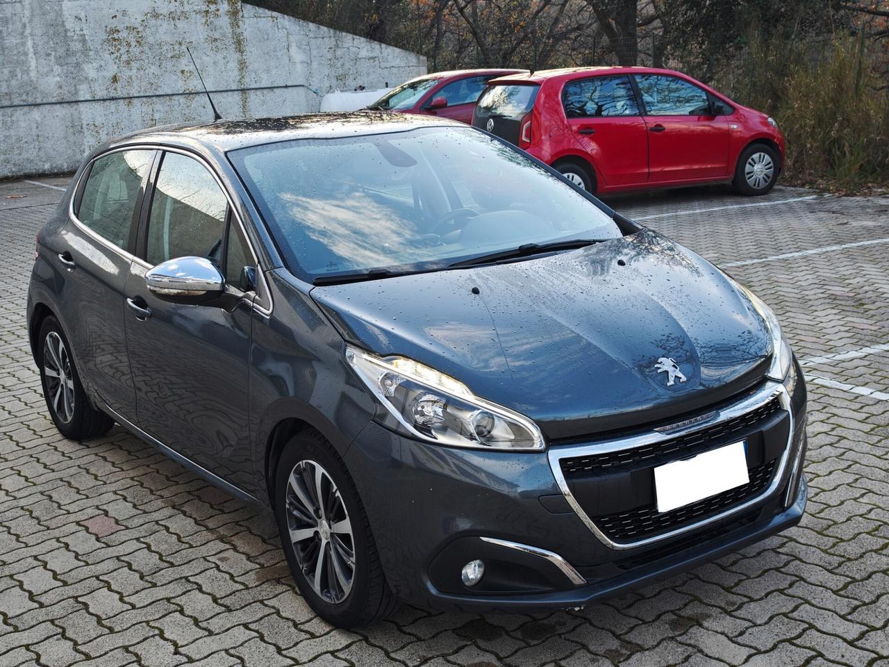 Peugeot 208 1.6 HDi 75CV