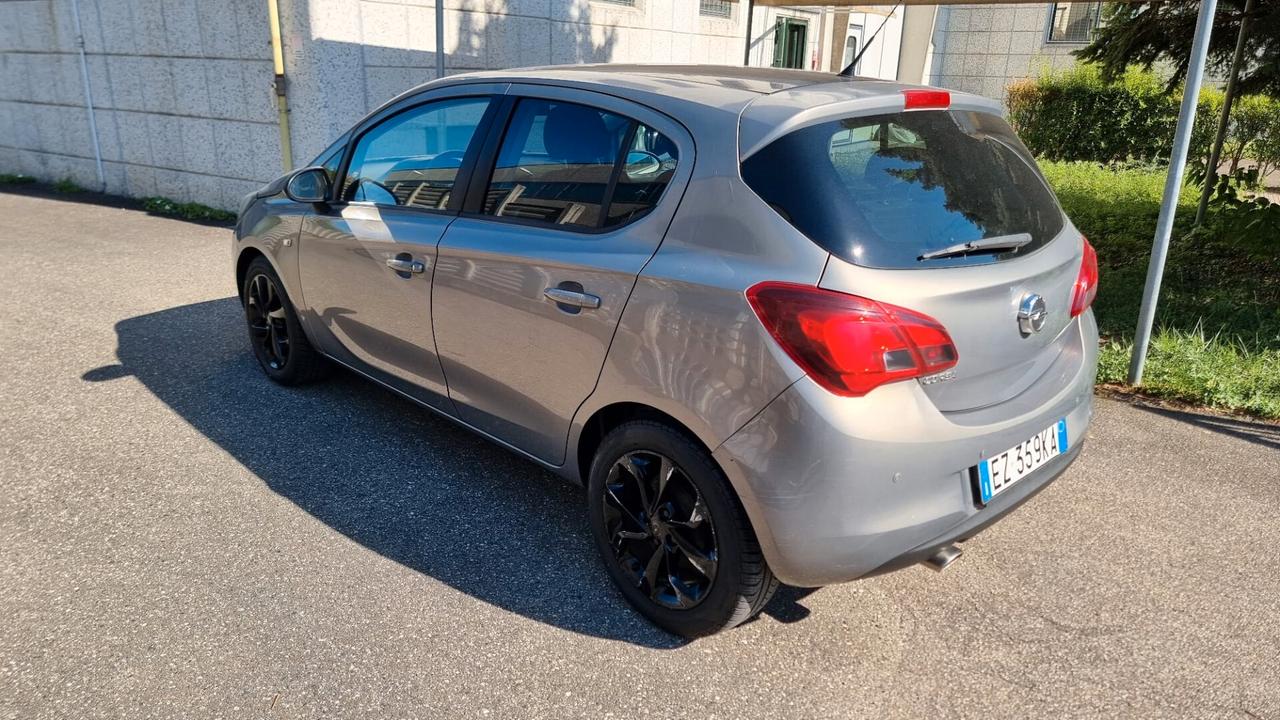 Opel Corsa 1.2 5 porte b-Color