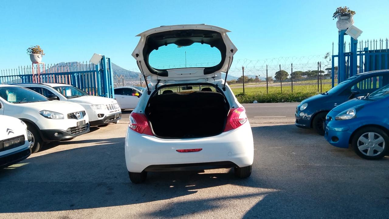 Peugeot 208 1.4 GPL