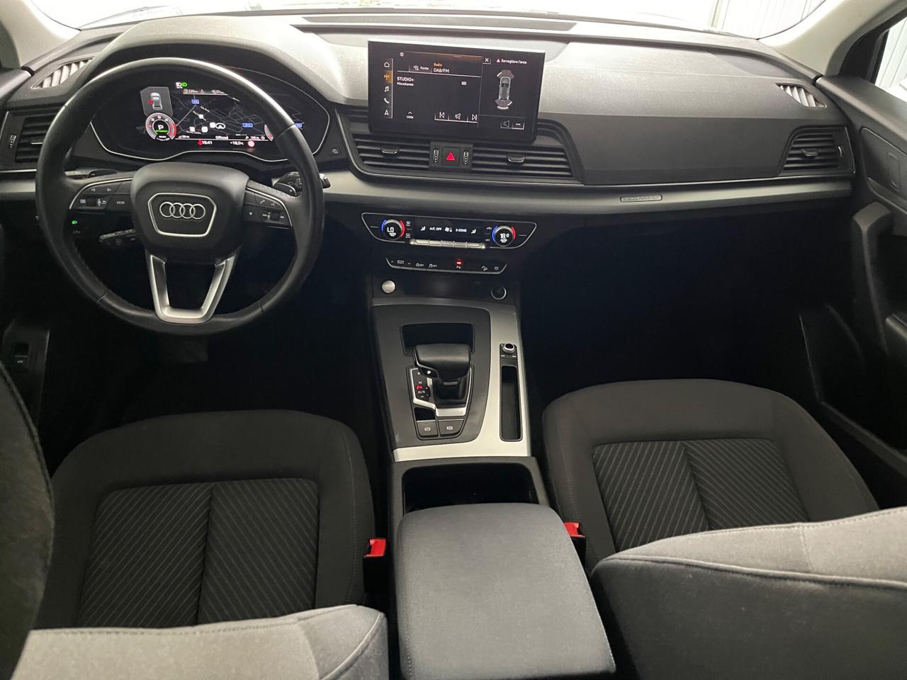 Audi Q5 40 TDI 204 CV quattro S tronic Identity Black