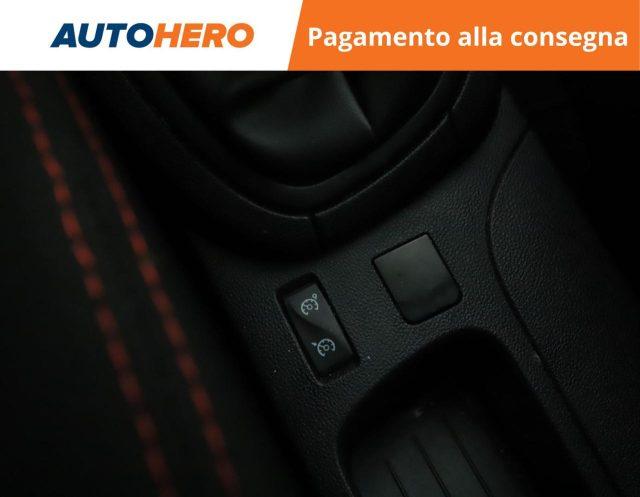 RENAULT Clio 1.2 75CV 5 porte Life