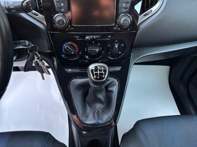 LANCIA Ypsilon 1.2 69 CV 5 porte S&S Gold