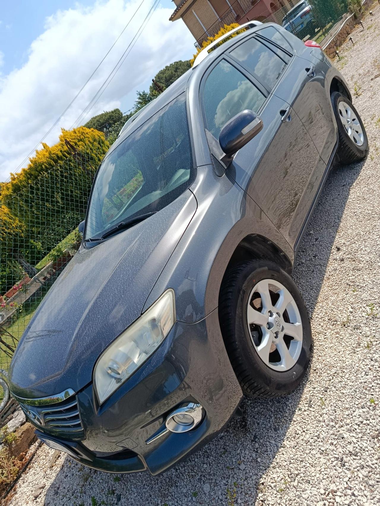 Toyota RAV 4 RAV4 Crossover 2.2 D-4D 150 CV Lounge