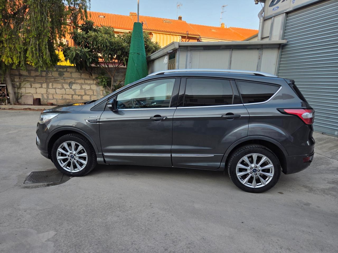 Ford Kuga 2.0 TDCI 150 CV S&S 4WD Powershift Vignale