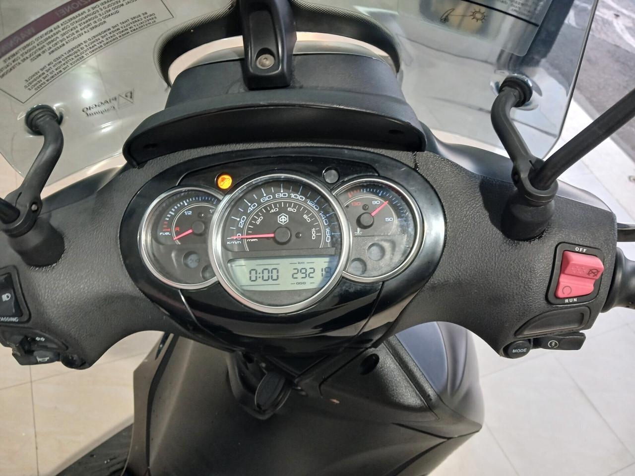 Piaggio Beverly 300 PARI AL NUOVO