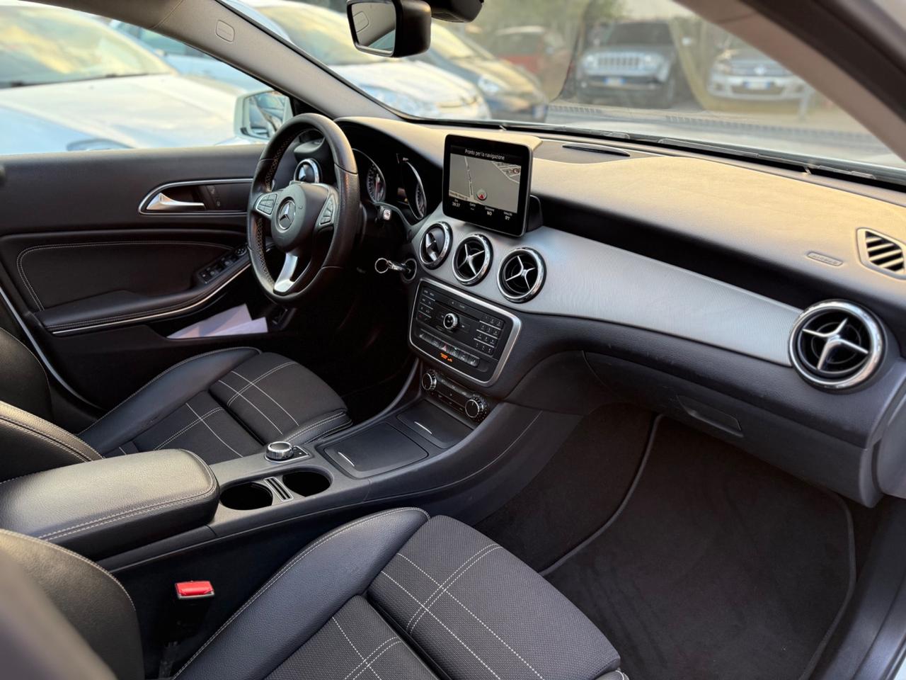 Mercedes-benz GLA 200d Km Certif. Tagliandi TT. Mercedes