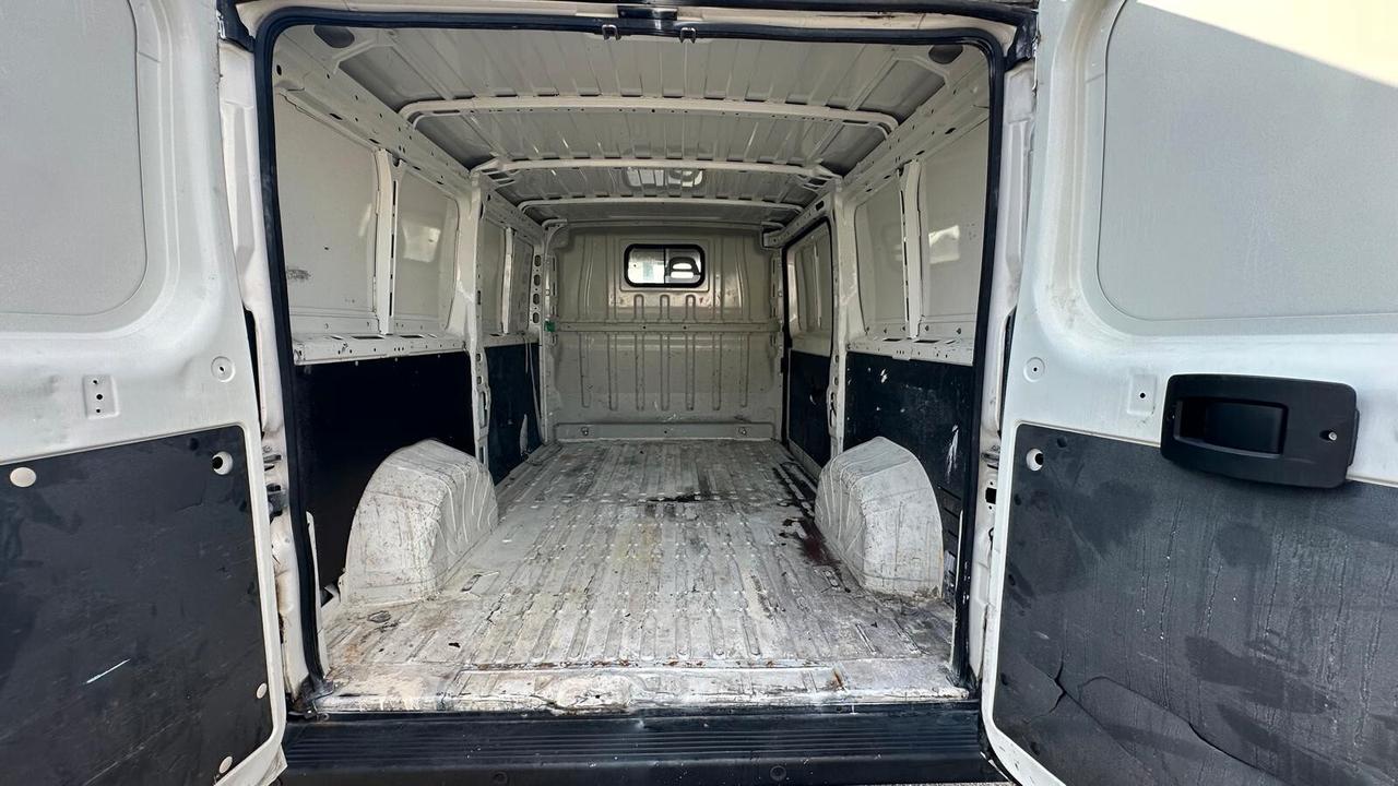 Peugeot BOXER AUTOCARRO