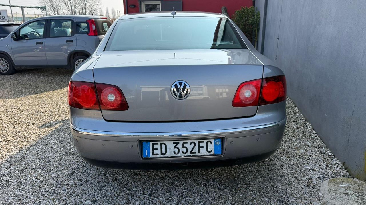 Volkswagen Phaeton 3.0/240 V6 TDI DPF 4mot. tip. 5 posti