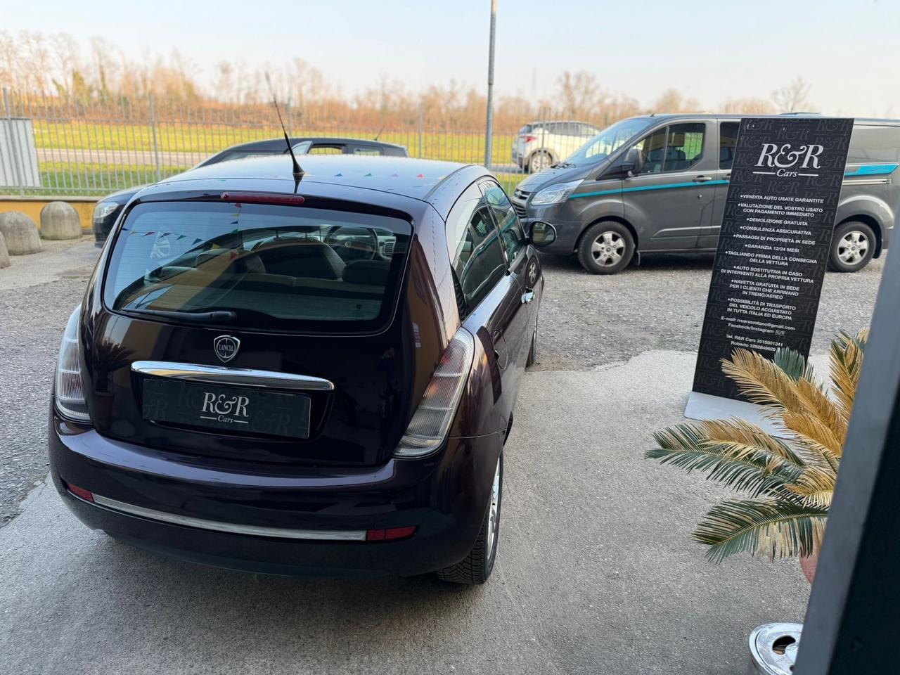Lancia Ypsilon 1.4 Platino Ecochic GPL