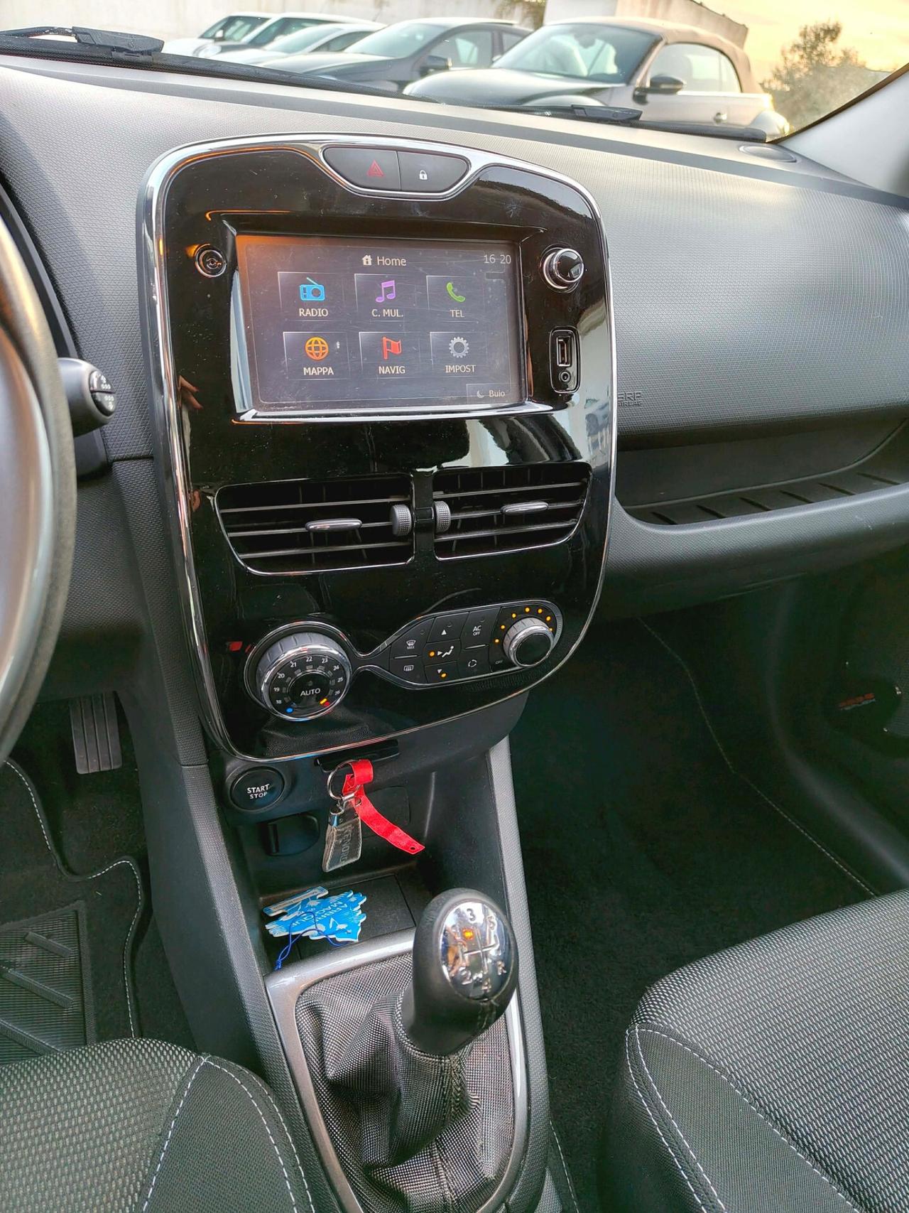 Renault Clio 1.5 dCi 8V 75CV 5 porte Costume National - 2015