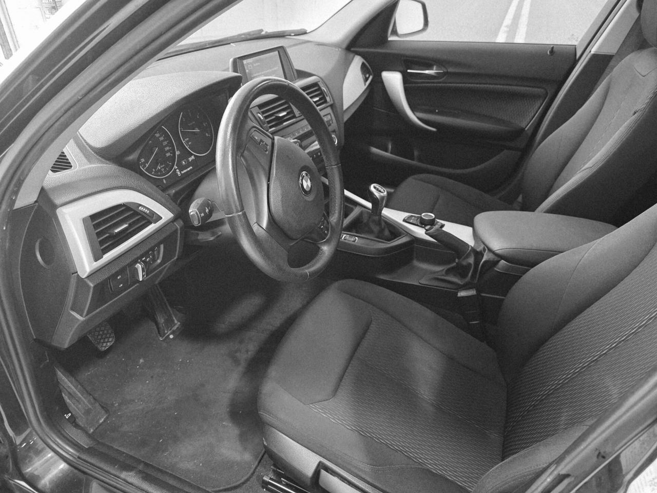 Bmw 114 114d 5p. Unique