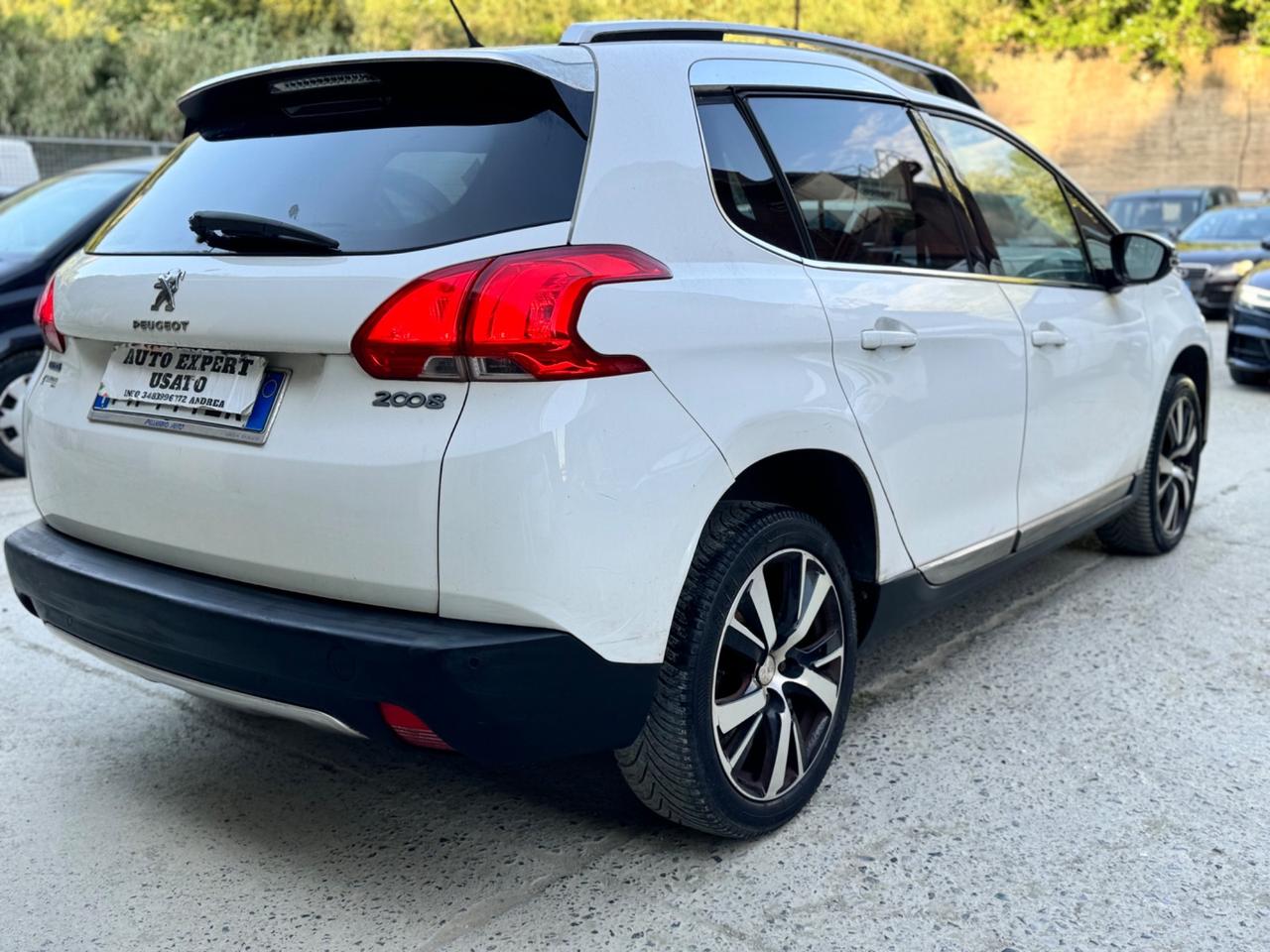 Peugeot 2008 BlueHDi 100 Allure 2015