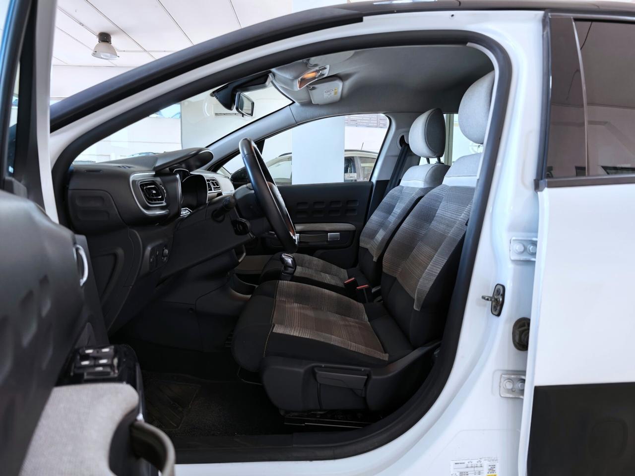 Citroen C3 1.2 83cv Shine 12/2019