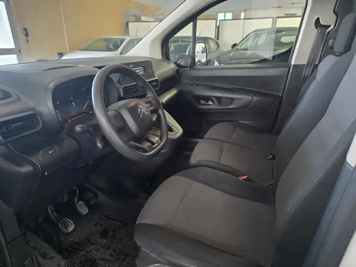 Citroen Berlingo 130cv Furgone 3 posti €6D, da rivedere