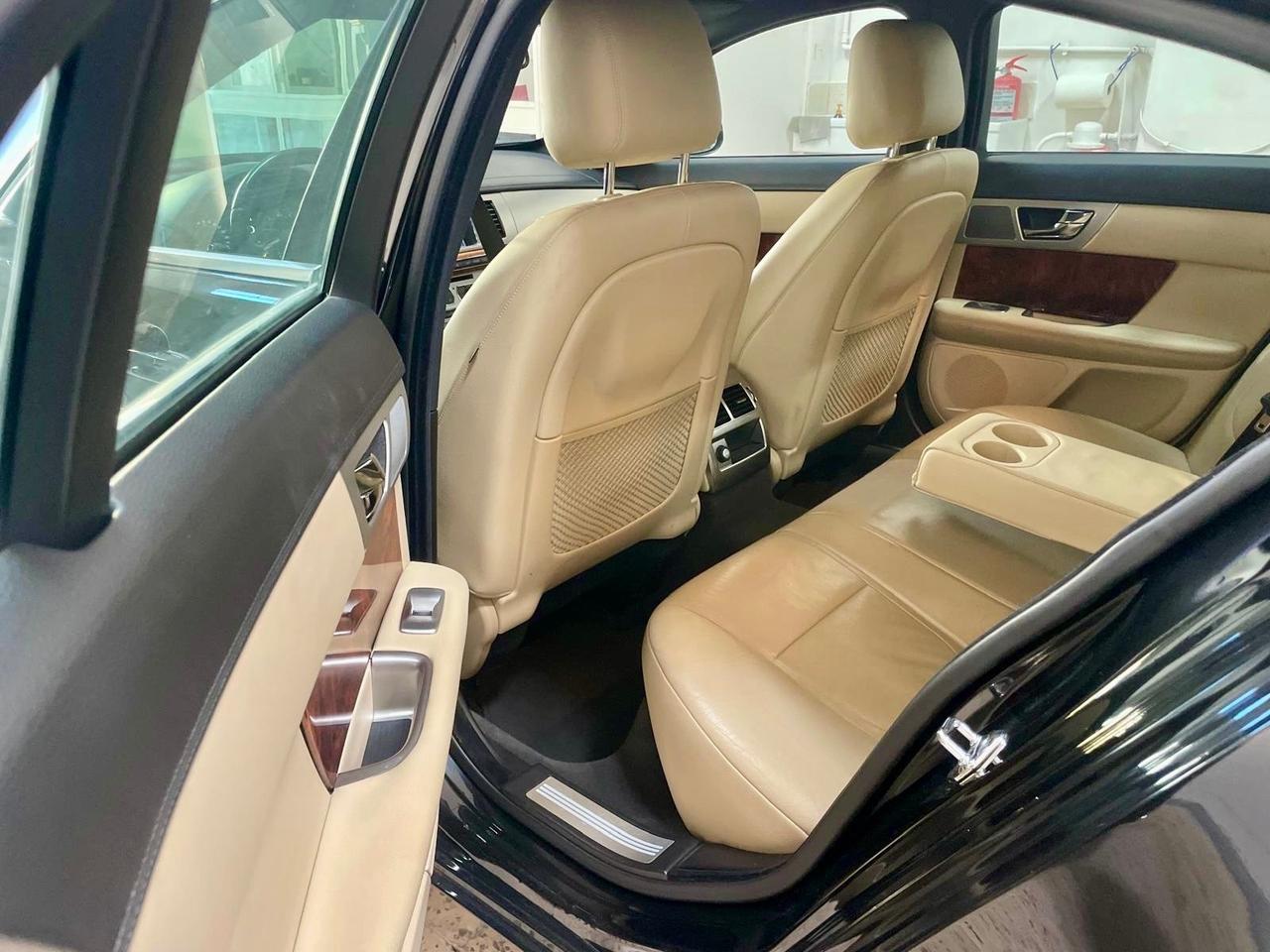 Jaguar XF 3.0 DS V6 Luxury