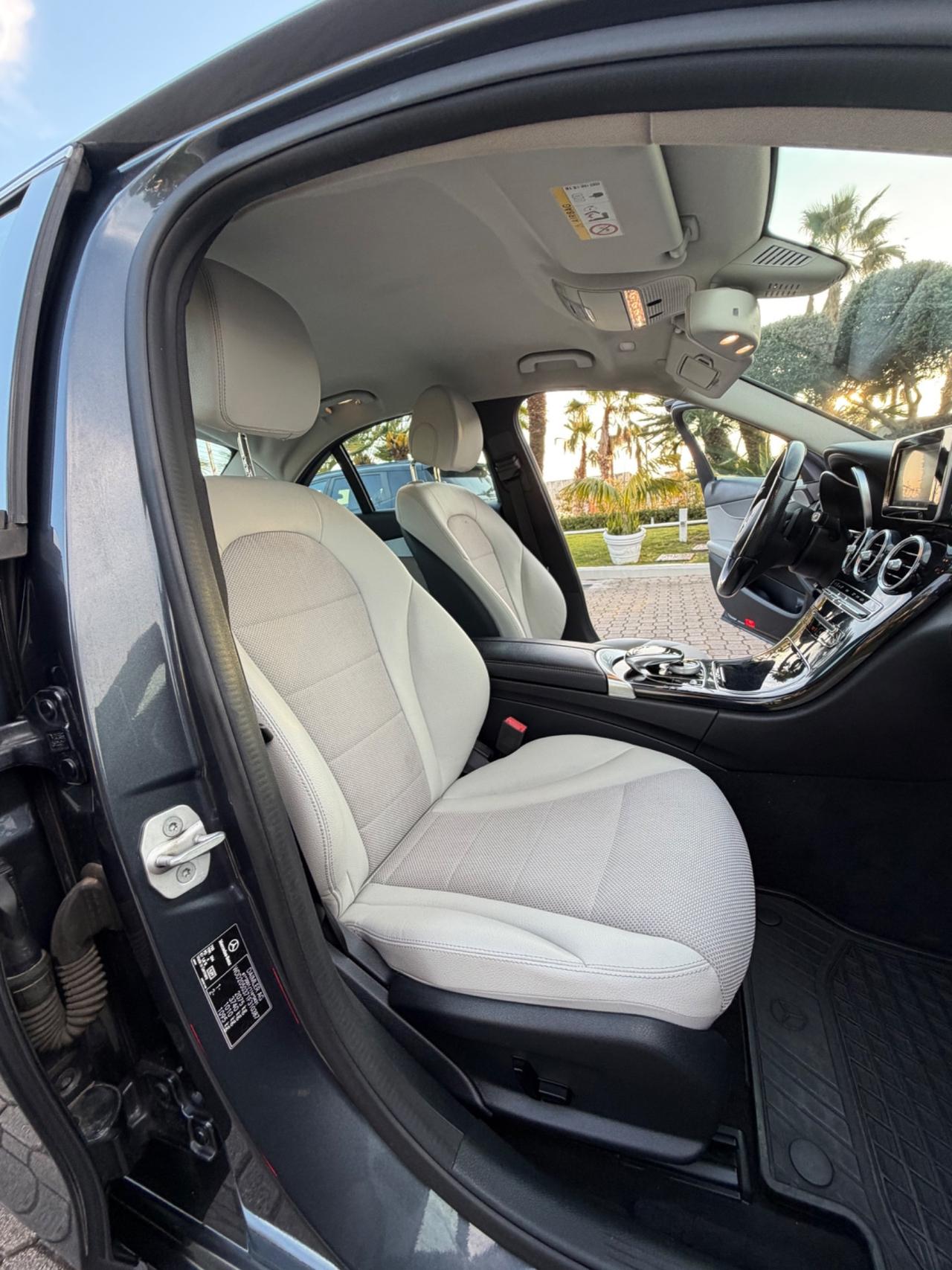 Mercedes-benz C 200 d Premium