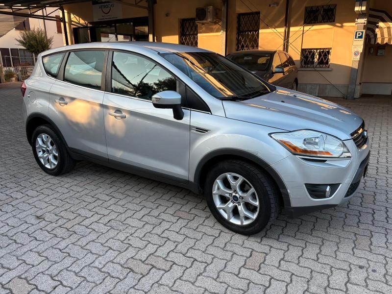 Ford Kuga 2.0 tdci + 2wd 140cv