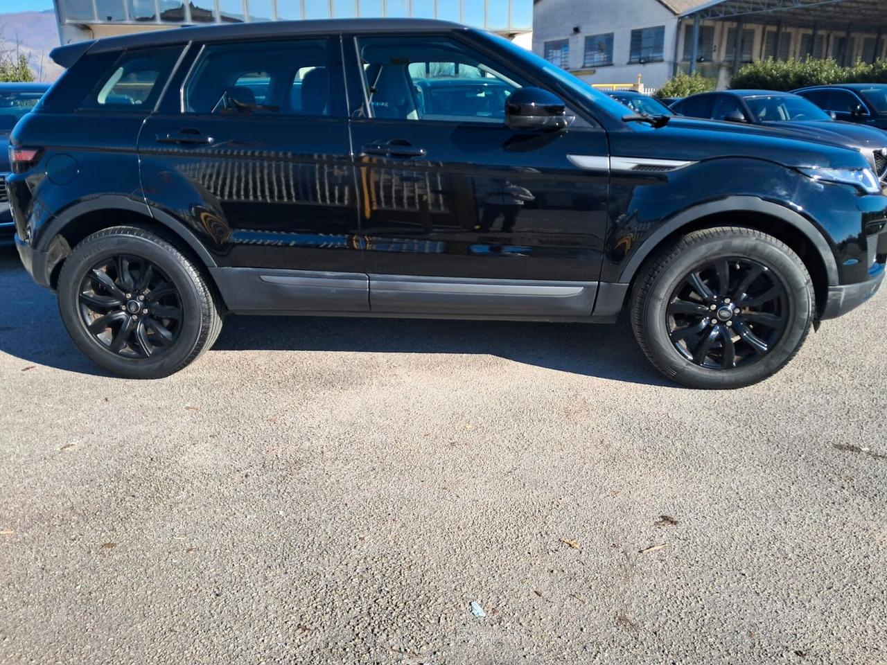 Land Rover Range Evoque 2.0 eD4 5p. SE Dynamic