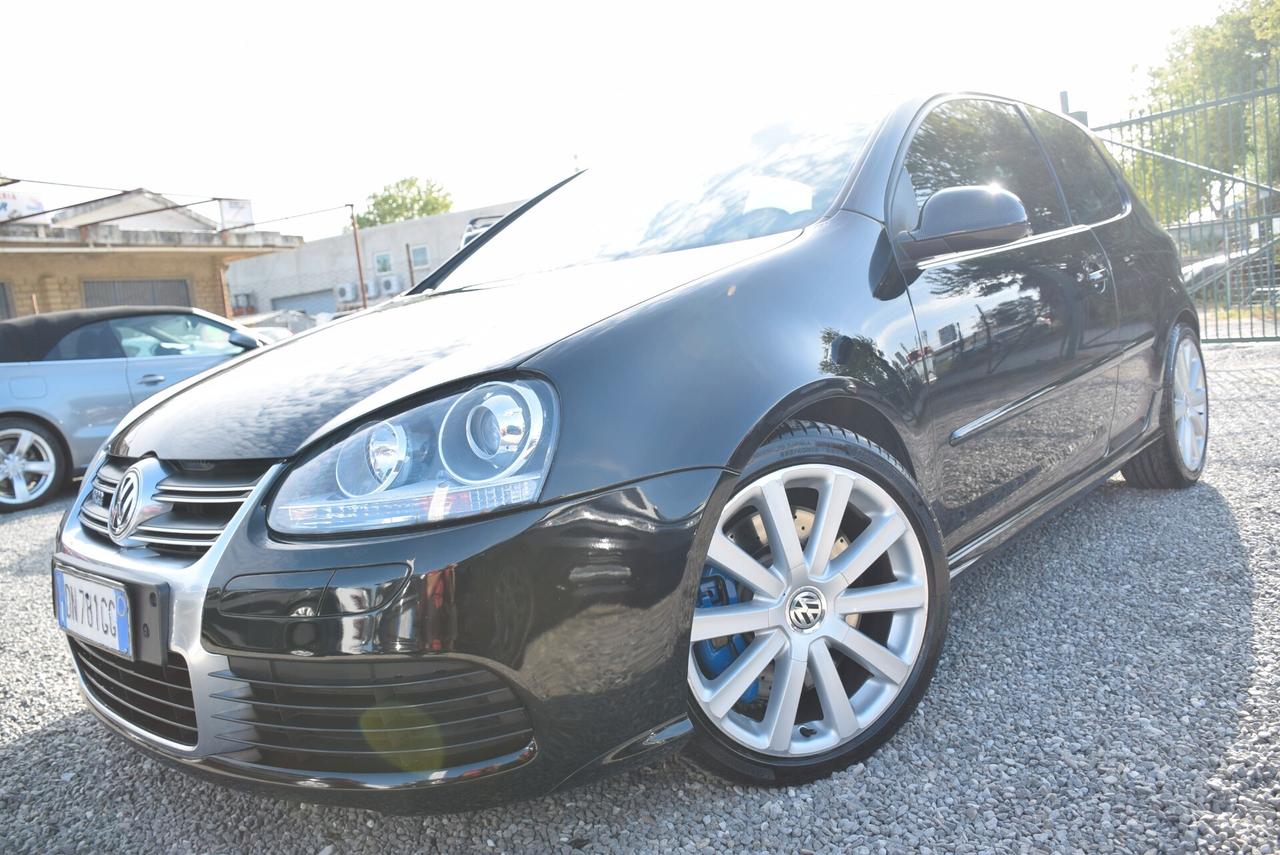 Volkswagen Golf R32 3.2 VR6 4mot. 3p. DSG 250CV