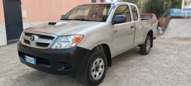 Toyota Hilux 2.5 D-4D 4WD Extra Cab PICK UP