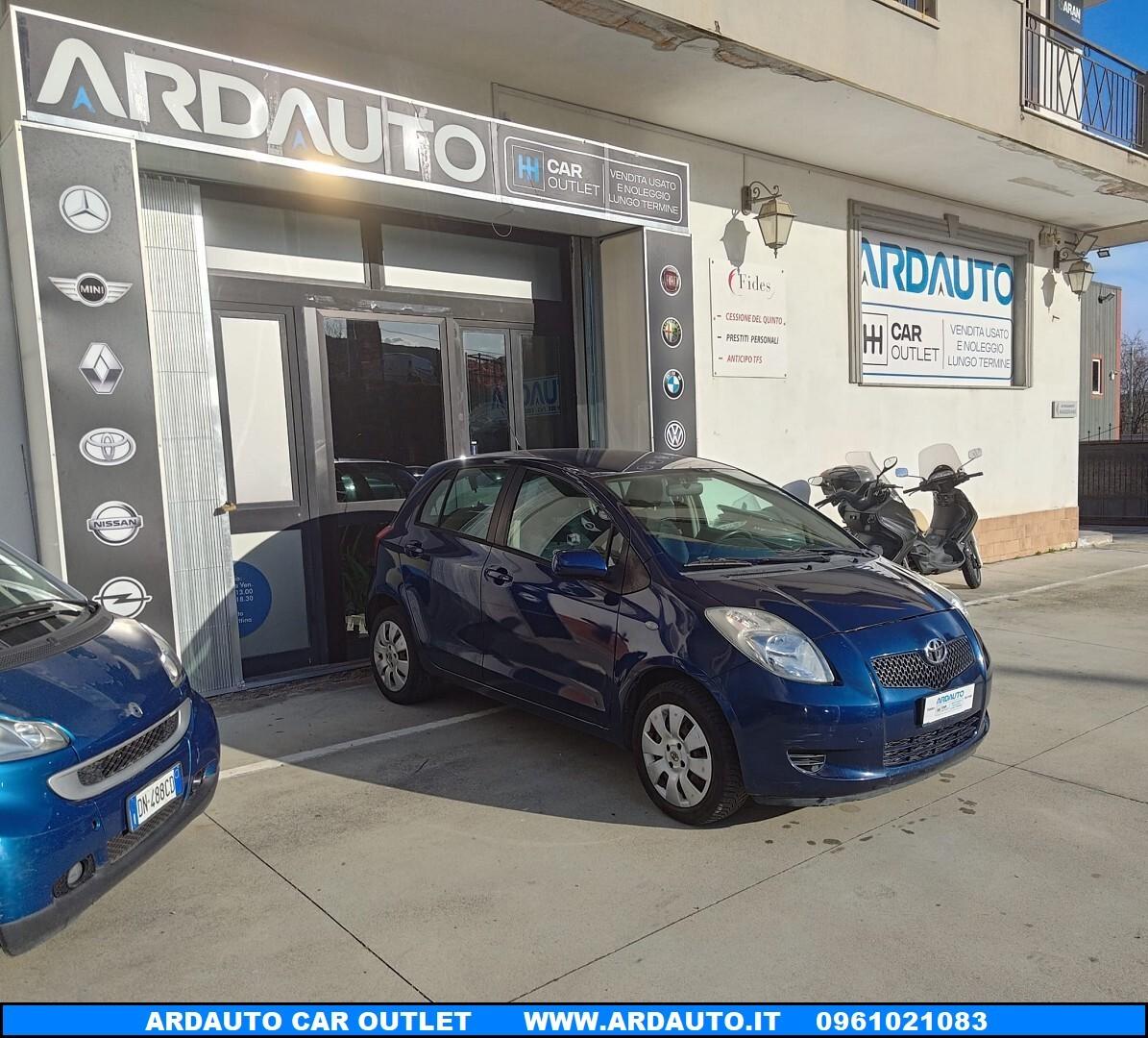 Toyota Yaris 1.0 Sol