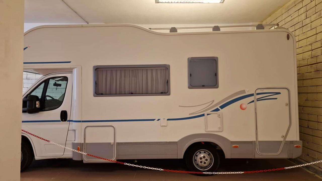 Adria CAMPER ANDRIA MOBIL 2.3 DIESEL 6/POSTI LETTO