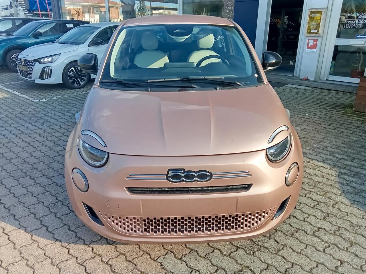 Fiat 500 Berlina Hybrid Icon