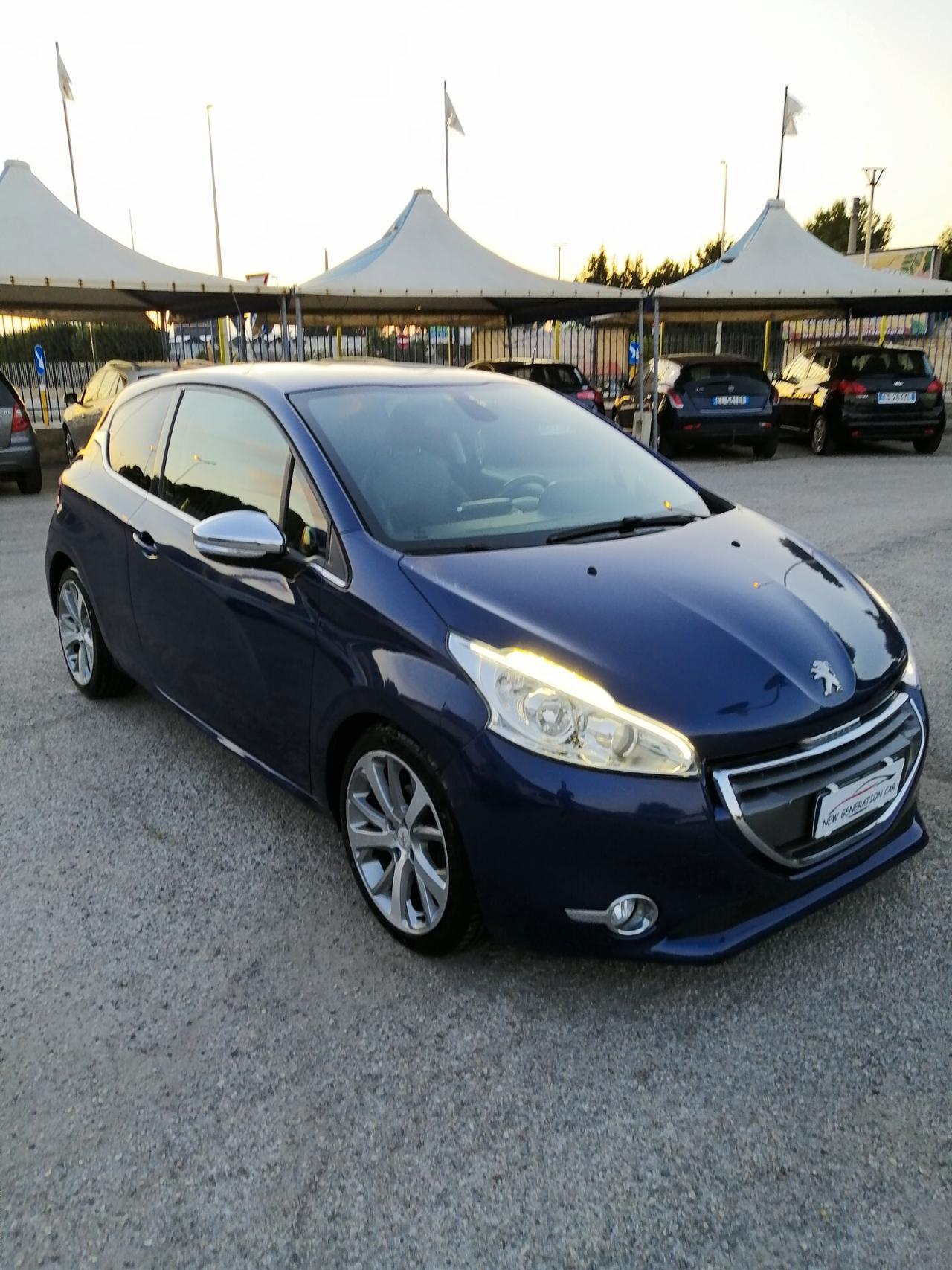 Peugeot 208 1.4 HDi 68 CV 3 porte Allure