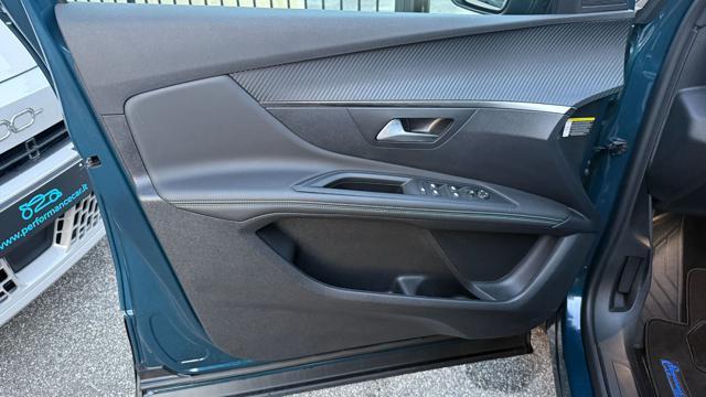 PEUGEOT 3008 HYBRID 180 e-EAT8 ALLURE PACK*24M.G.*