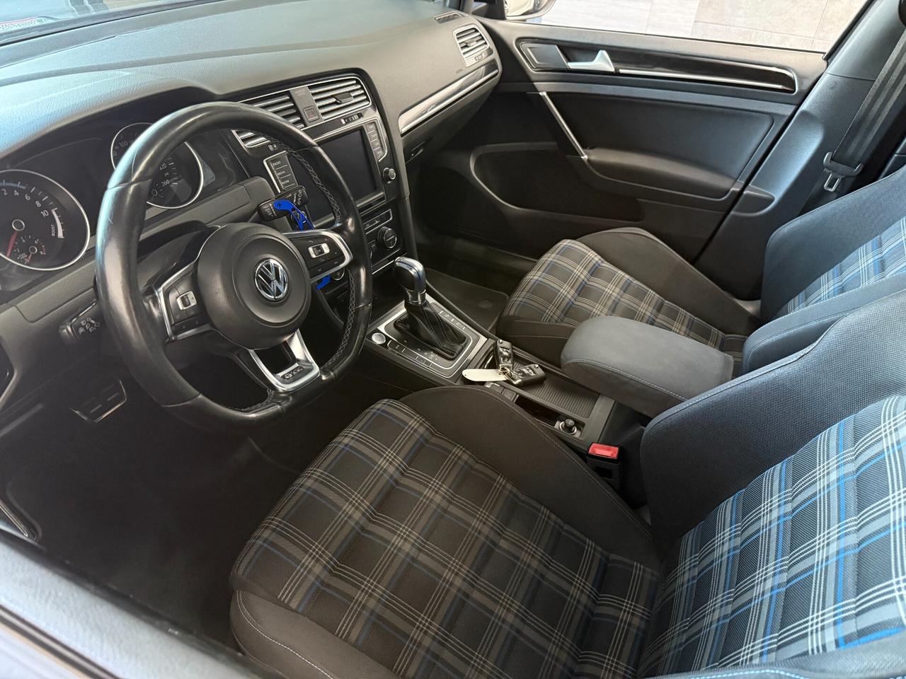 Volkswagen Golf GTE 1.4 TSI DSG 5p. Plug-In-Hybrid