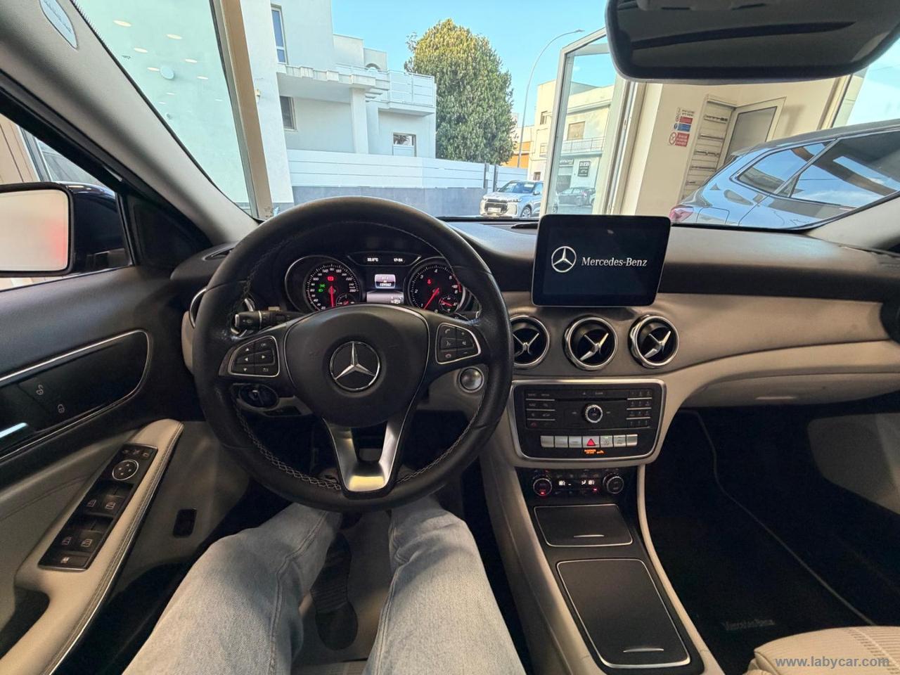 MERCEDES-BENZ GLA 200 d Automatic Sport