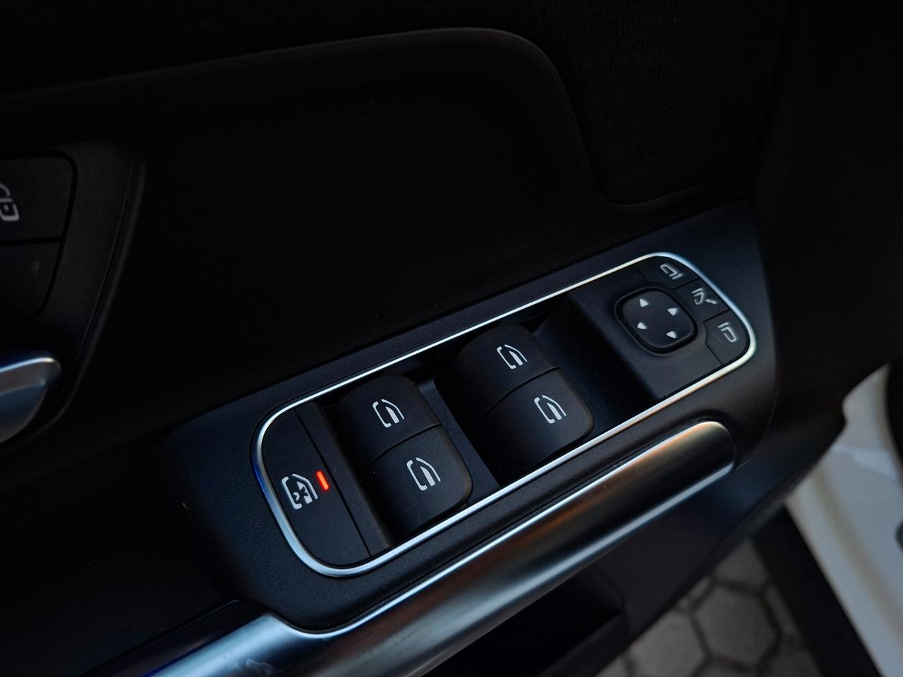 Mercedes GLA 180d Premium *TAGLIANDI MERCEDES*