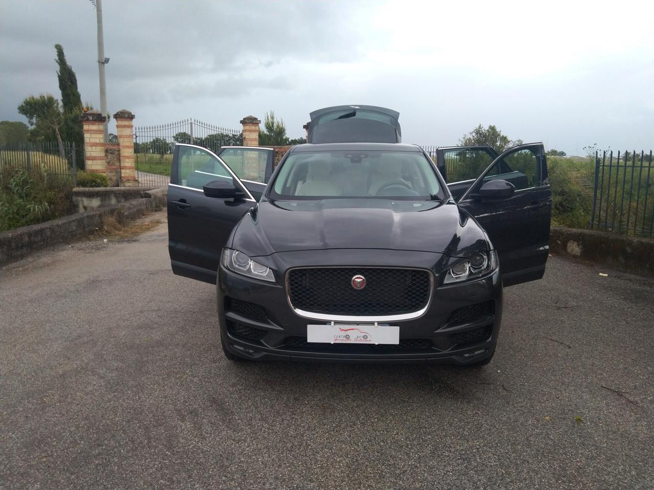 Jaguar F-Pace 2.0 D 180 CV AWD aut. Portfolio anno 2018