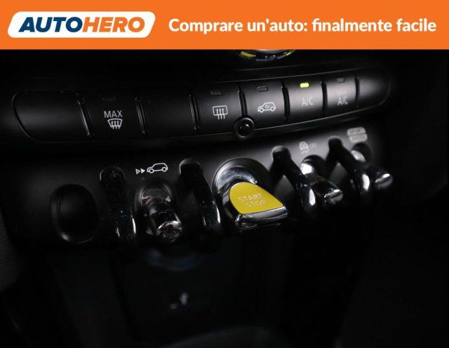 MINI Cooper SE Essential