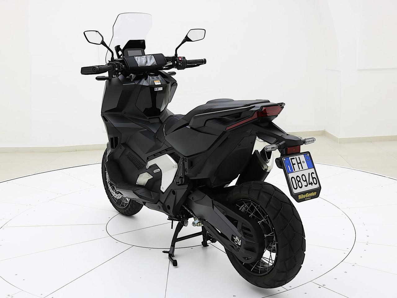 HONDA X-ADV 750 DCT